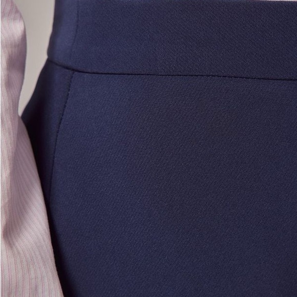 Pencil Elegant Navy Blue Women's Skirt Work Professional sz 4 perfect condition - Picture 4 of 9